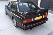 BMW M3 E30 cu 306.000 km la bord