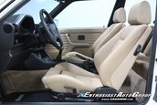 BMW M3 E30 cu 9.675 kilometri la bord