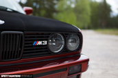 BMW M3 E30 cu motor de M3 E46
