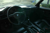 BMW M3 E30 cu motor de M5 E34