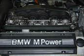 BMW M3 E30 cu motor de M5 E34
