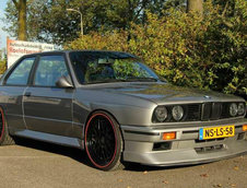 BMW M3 E30 cu motor de M5 E34