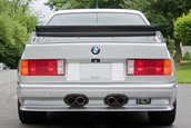 BMW M3 E30 cu motor V10 de 5.7 litri