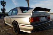 BMW M3 E30 cu motor V8