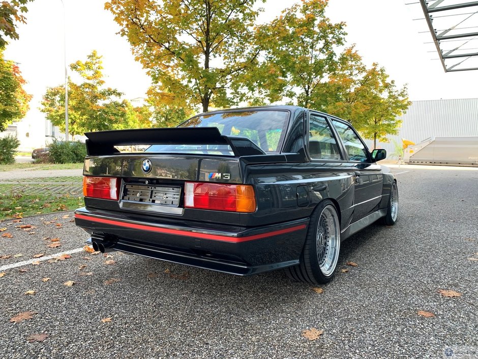 BMW M3 E30 de vanzare