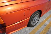 BMW M3 E30 in Valencia Orange