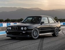 BMW M3 E30 restomod Redux