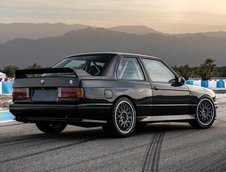 BMW M3 E30 restomod Redux