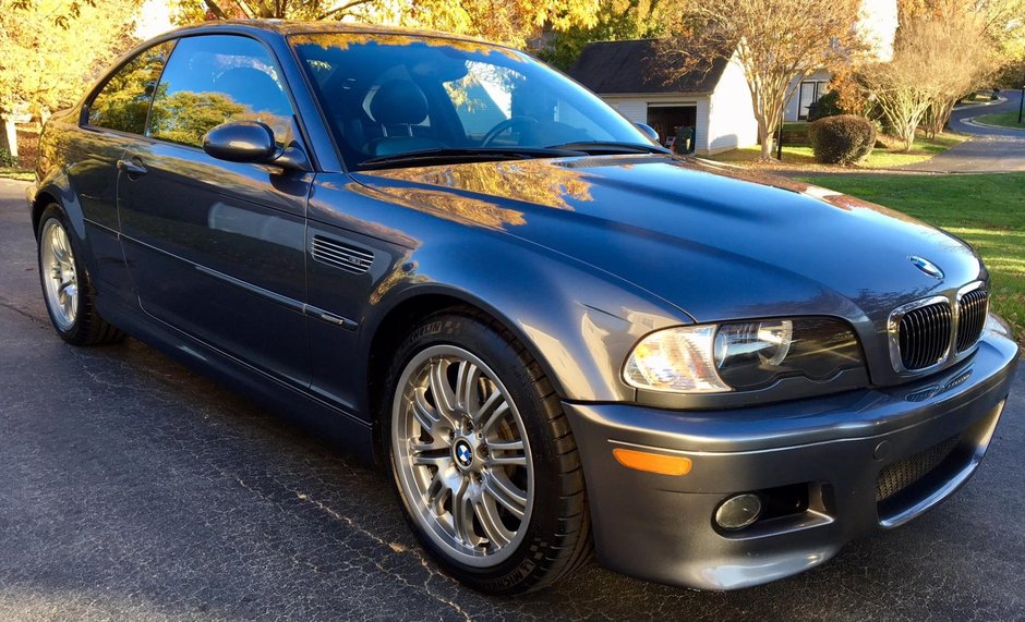 BMW M3 E46 cu 43.000 mile la bord