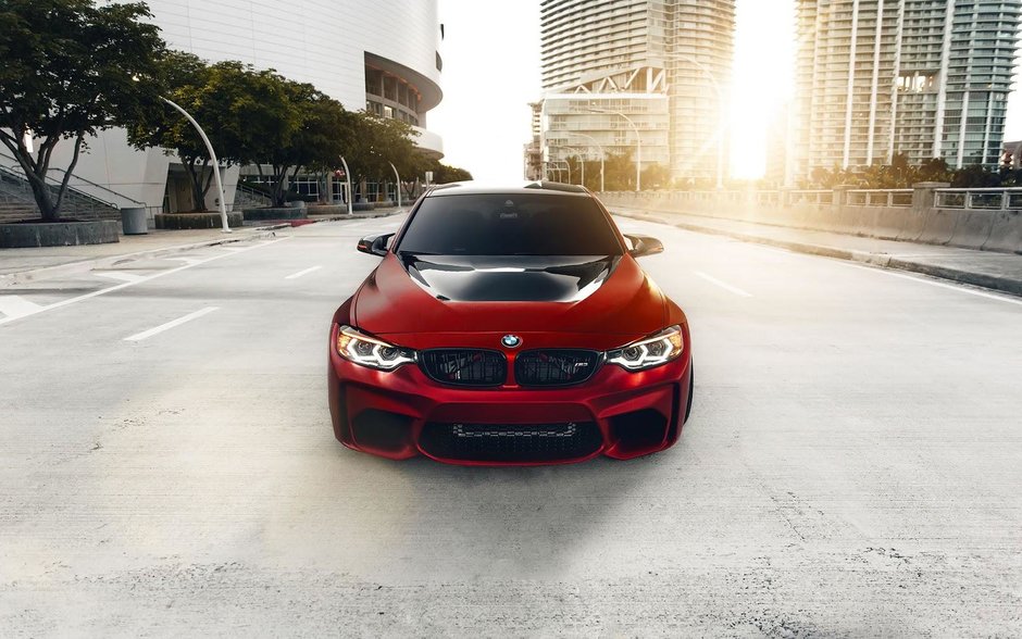 BMW M3 in nuanta Satin Red