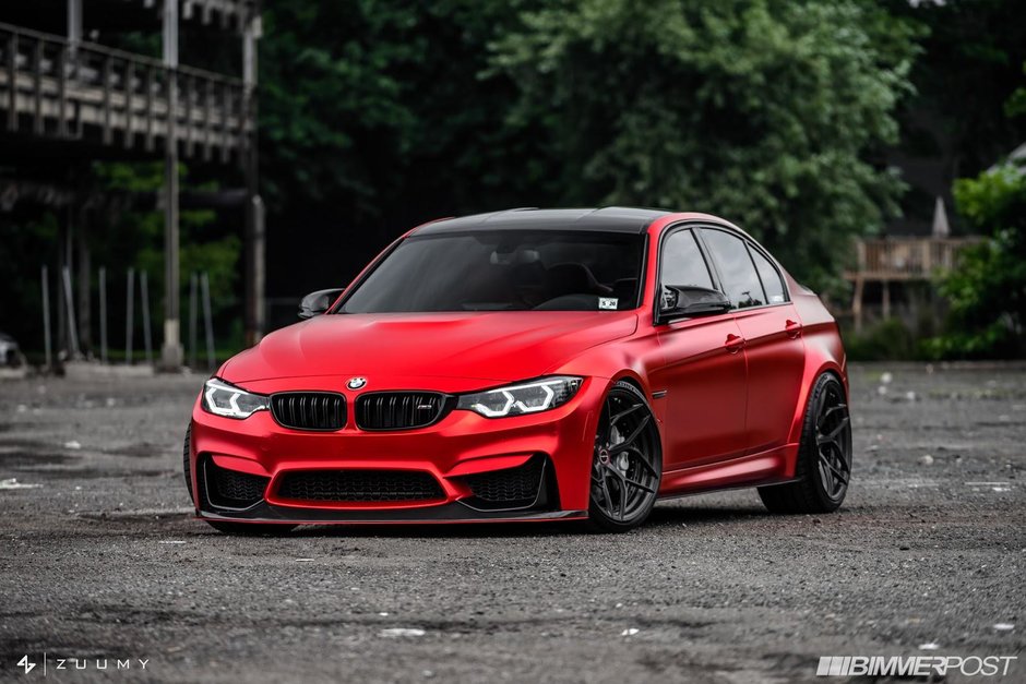 BMW M3 in nuanta Satin Red