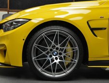 BMW M3 in nuanta Speed Yellow