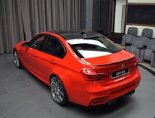 BMW M3 in rosu Ferrari