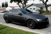 BMW M3 - Negru mat