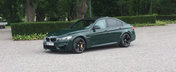 Noul BMW M3 pozeaza in nuanta British Racing Green. Cum ti se pare?