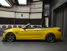 BMW M4 Convertible in nuanta Speed Yellow