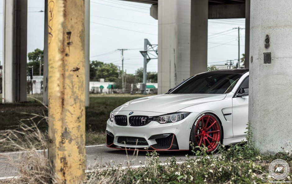 BMW M4 cu jante ADV1