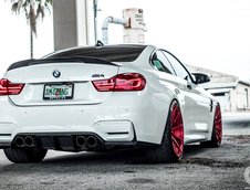 BMW M4 cu jante ADV1