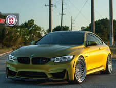 BMW M4 cu jante clasice