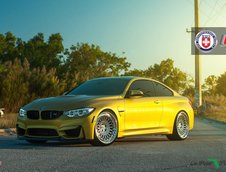 BMW M4 cu jante clasice