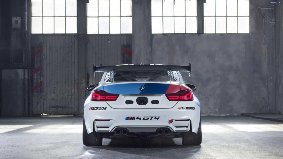 BMW M4 GT4