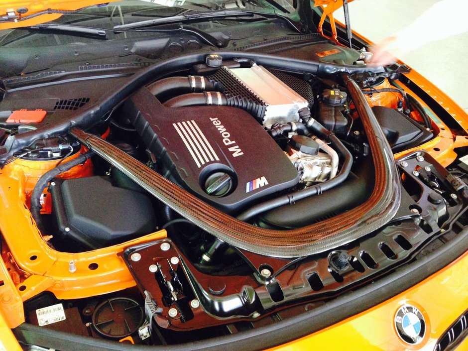 BMW M4 Limerock