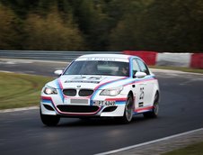 BMW M5 CSL