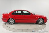 BMW M5 cu 1.200 de kilometri la bord