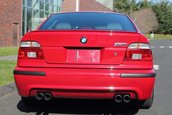 BMW M5 cu 17.202 kilometri la bord