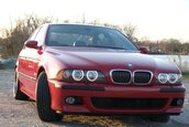 BMW M5 cu 17.202 kilometri la bord