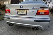 BMW M5 cu 23.893 de kilometri la bord