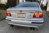 BMW M5 cu 23.893 de kilometri la bord