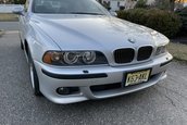 BMW M5 cu 23.893 de kilometri la bord