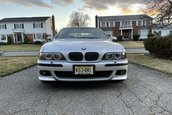 BMW M5 cu 23.893 de kilometri la bord