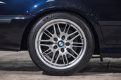 BMW M5 cu 5.399 de kilometri la bord