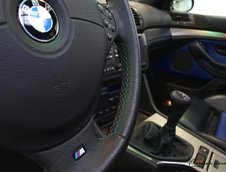 BMW M5 cu 56 mii km la bord