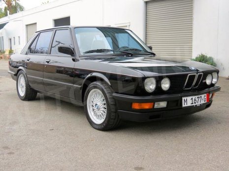 BMW M5 E28 de vanzare