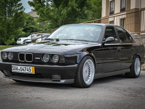 BMW M5 E34 de vanzare pe eBay