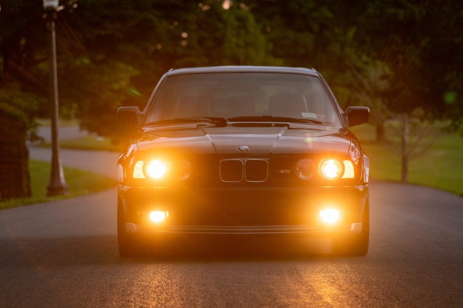 BMW M5 E34 Touring cu numarul de sasiu 001