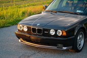 BMW M5 E34 Touring cu numarul de sasiu 001