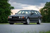 BMW M5 E34 Touring cu numarul de sasiu 001