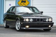 BMW M5 E34