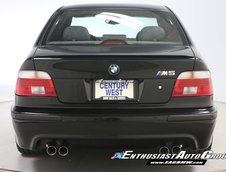 BMW M5 E39 cu 306 mile la bord