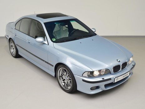 BMW M5 E39 cu 56 mii km la bord