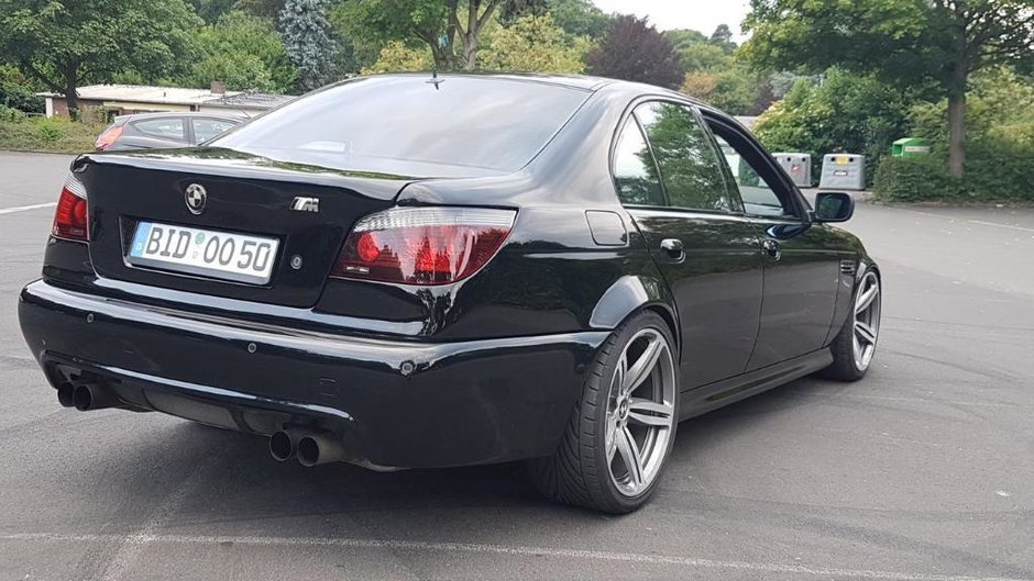 BMW M5 E39 transformat in E60