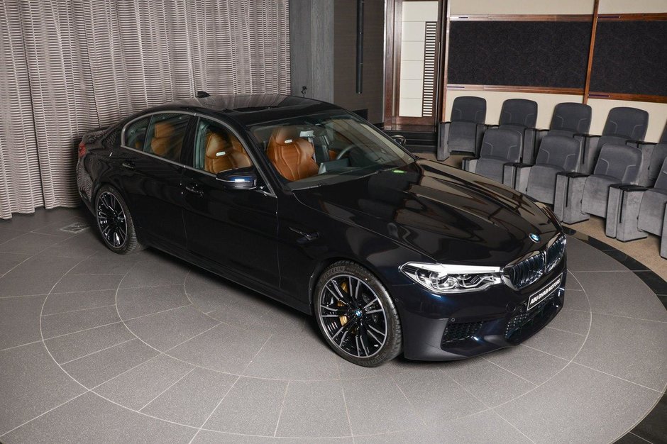 BMW M5 in Azurite Black