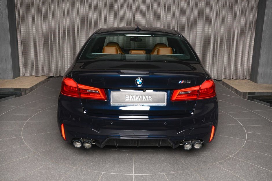 BMW M5 in Azurite Black