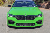 BMW M5 in Verde Mantis