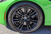 BMW M5 in Verde Mantis