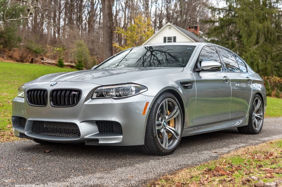 BMW M5 Pure Metal Silver Edition de vanzare